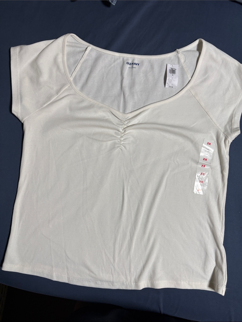 Old Navy Cream Short Sleeve Ruched V-Neck Tee